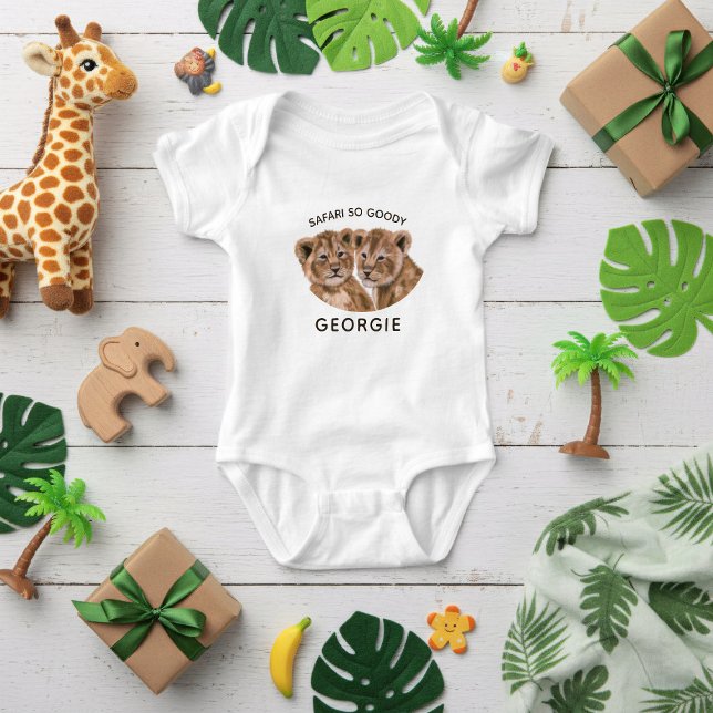 Body Para Bebê Macacão Personalizado de Gêmeos Filhotes de Leão F (Safari So Goody! Cute lion cub baby bodysuit with space for your name)