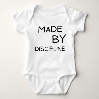 Body Para Bebê Made by Discipline Motivational Text DesignT-Shirt