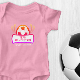 Body Para Bebê Mais Novo Recruta Futebol Rosa Personalizado
