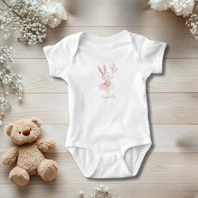 Body Para Bebê Menina Floral Rosa Coelhinha Personalizada Balleri (Pink Bunny Ballerina with Pink Flowers and Balloons Baby Body Suit for Baby Girl. Personalized.)