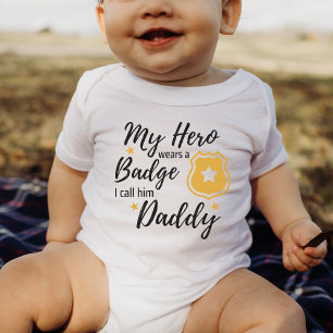 Body Para Bebê Meu Herói veste Uma crachá Que Eu O Chamo De Pai C