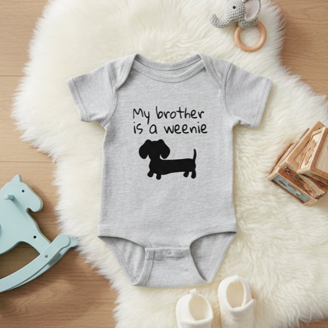 Body Para Bebê Meu Irmão é um Weenie - Presente para Bebê Cachorr (My Brother is a Weenie Dachshund baby one piece outfit - great for baby showers and new mom gifts)