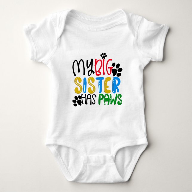 Body Para Bebê Minha Irmã Mais Velha Tem Patas Baby Bodysuit (Frente)