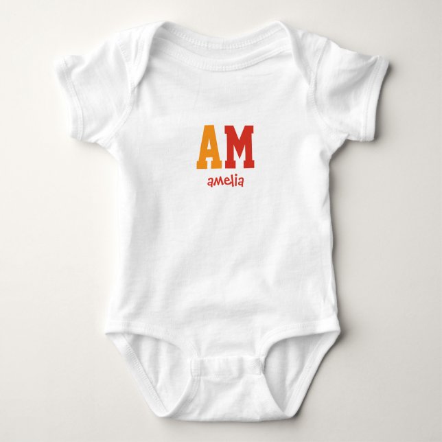 Body Para Bebê Monograma de texto com nome personalizado amarelo  (Frente)