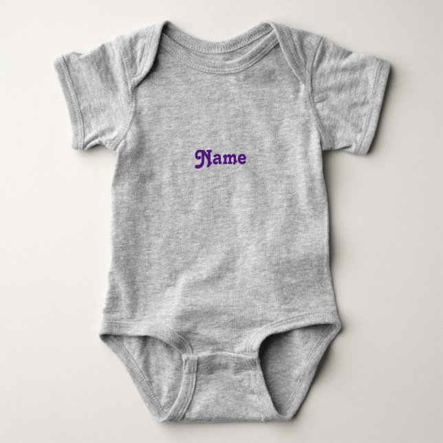 Body Para Bebê Monograma de texto com nome personalizado roxo fof (Frente)