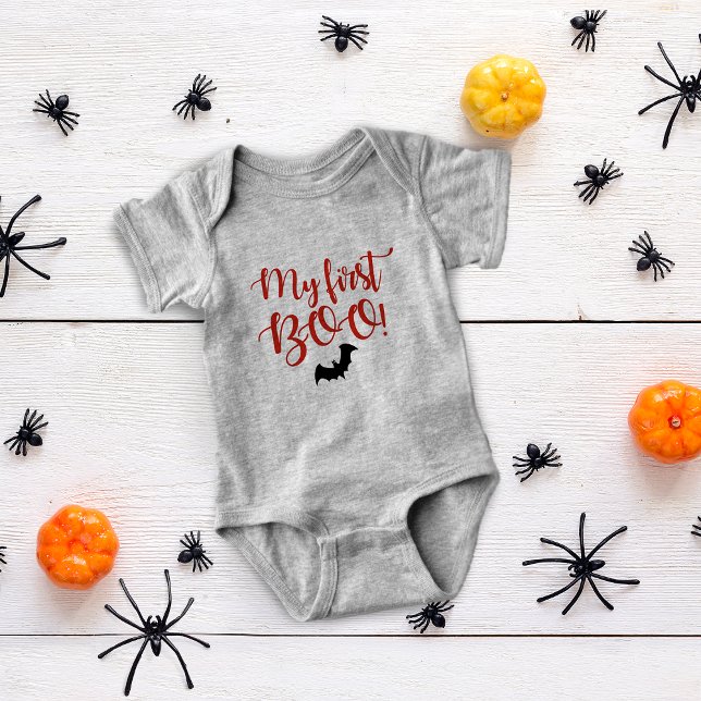 Body Para Bebê Morcego de Halloween Meu Primeiro Boo! (Halloween Bat My First Boo! Baby Bodysuit)