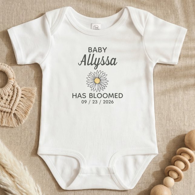 Body Para Bebê Nome de Bebê Preto e Branco Fofo & Data de Nascime (Criador carregado)