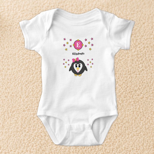 Body Para Bebê Nome de pinguim fofo estrelas amarelo rosa (Criador carregado)
