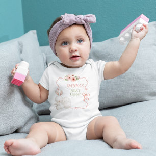 Body Para Bebê NOME DO BEBÊ Primeiro Páscoa Rosa