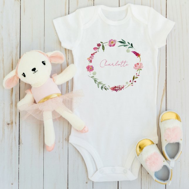 Body Para Bebê Nome Script Menina Bebê Aquarela Floral Rosa (Baby Bodysuit)