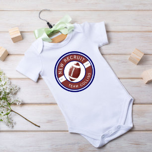 Body Para Bebê "Novo Recruta" Nome de família personalizado Logot