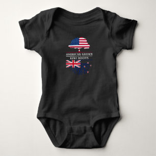 Body Para Bebê O americano crescido com quivi enraíza   Nova