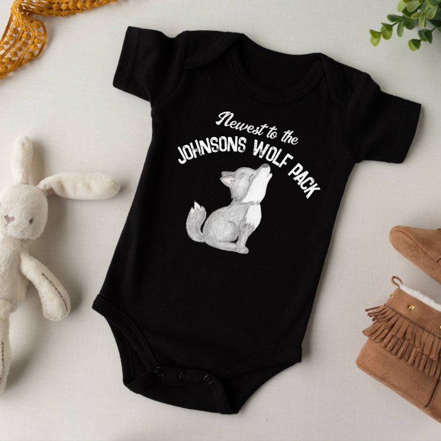 Body Para Bebê O mais novo para os presentes do bebê do lobo (Newest to the wolf pack baby bodysuit cute howling wolf pup personalized name new baby gifts)