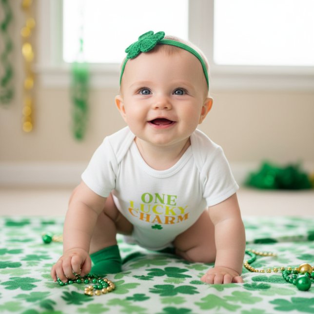 Body Para Bebê One Lucky Charm | First St. Patty's Day Gift (Criador carregado)