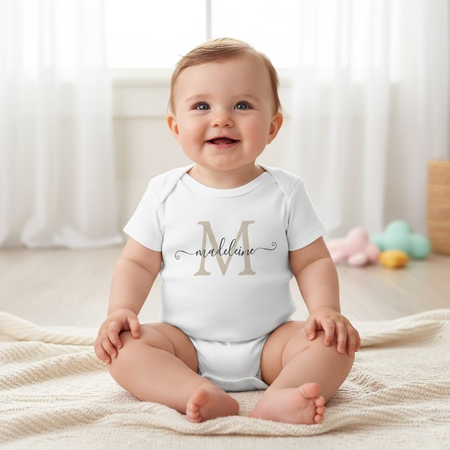 Body Para Bebê Personalized Script Name Monogram Beige (Criador carregado)