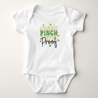 Body Para Bebê Pinch Proof Ruas. Dia dos Patricões