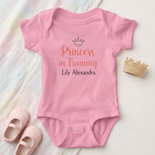 Body Para Bebê Princess in Training  Personalized Bodysuit (Criador carregado)