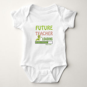 Body Para Bebê Professor Futuro Carregando Chuveiro de Lagarta Fo