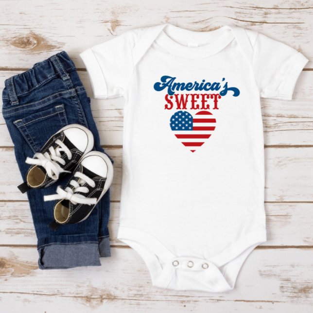 Body Para Bebê Red White Blue Heart America's Sweetheart Bodydres (Criador carregado)