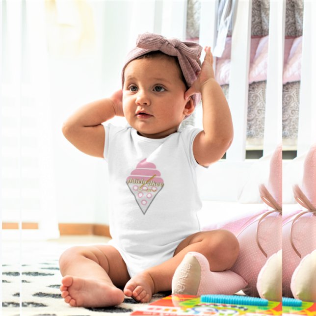 Body Para Bebê Roupa de cama - Sorvete irresistível de Adiela Ako (Irresistible Ice Cream Beautiful Baby Bodysuit by Poet Adiela Akoo. Love it? GET it! Shop now )
