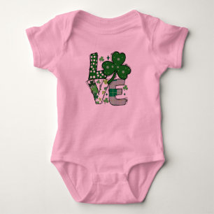 Body Para Bebê Rua sortuda de amor. Fita de bebê do dia de Patric