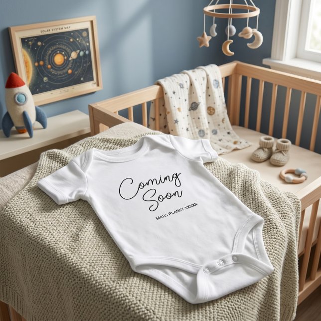 Body Para Bebê (Script Personalizado) Anúncio de Gravidez Chegand (fun baby gifts for expecting, gender reveal custom baby bodysuit)