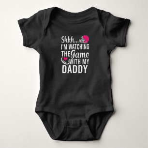 Body Para Bebê Shh Estou Assistindo ao Jogo Com o Papai