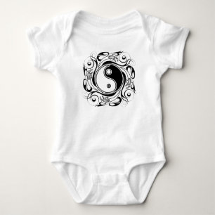 Body Para Bebê Símbolo Yin & Yang Preto e Branco Estilo Tatuagem
