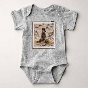 Body Para Bebê "Sunny Days: Baby Meerkat's Beach Adventure"