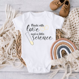 Body Para Bebê Texto Amarelo Amarelo de Citação de Amor e Ciência