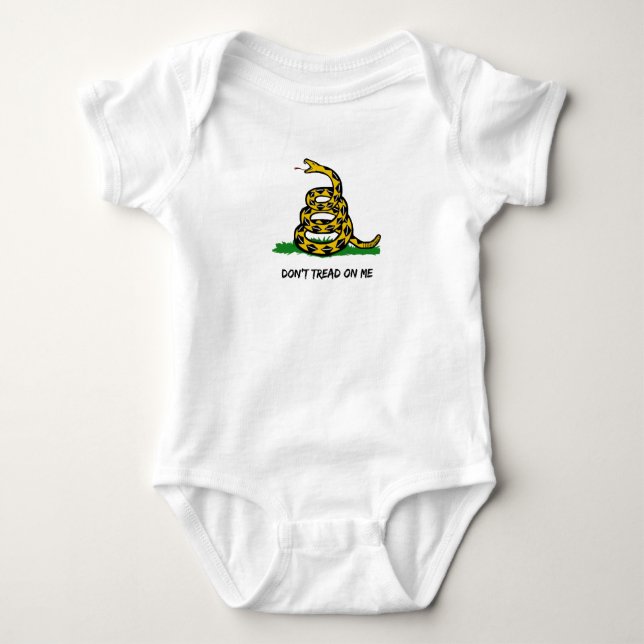 Body Para Bebê Tiny but Free – Gadsden Flag Baby Onesie (Frente)