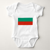 Traje de bebê com bandeira búlgara