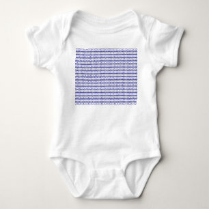 Body Para Bebê Um céu azul vívido com nuvens brancas espalhadas.