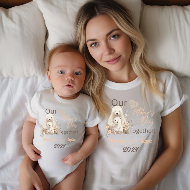 Body Para Bebê Urso de Correspondência de Bebê Nosso Primeiro Dia (Baby Matching. Polar Bear and  cub. Our First Mother's day Together!)