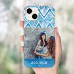Boho Blue Watercolor Chevron | Foto Monograma<br><div class="desc">Capa de telefone monograma personalizada com padrão de diafragma de cor aquosa em cores azul e branca. Personalize-o com seu nome monograma ou outro texto. Use as ferramentas de design para adicionar sua foto personalizada e editar as fontes de texto e as cores para criar uma design de tipo.</div>