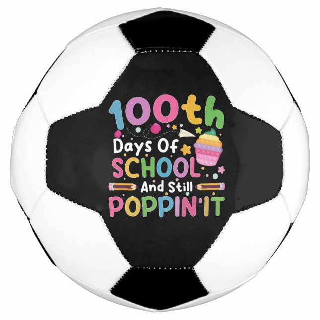 Bola De Futebol 100 Dias De Escola E Ainda Menina (Frente)