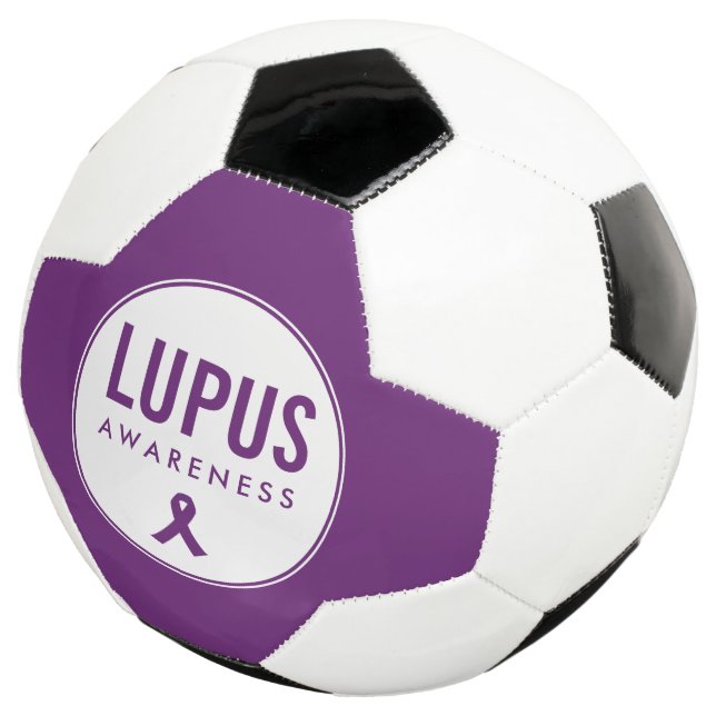 Bola De Futebol Fita de Sensibilização do Lupus Roxo (Três quartos)