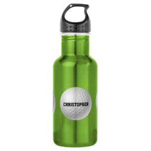 Bola de golfe na garrafa de água verde