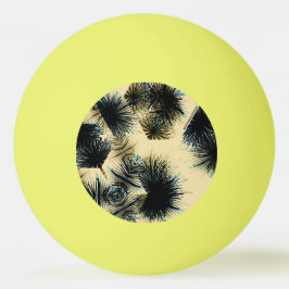 Bolinha De Ping Pong À sombra da cor bege