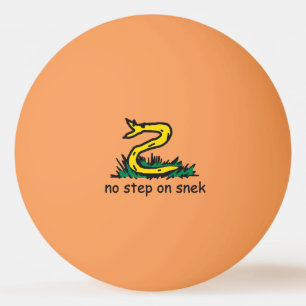 Bolinha De Ping Pong Nenhum passo na paródia de snek Gadsden SnekRight
