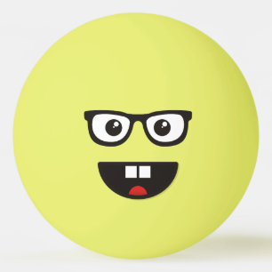 Bolinha De Ping Pong Rosto sorridente com olhos em forma de coração