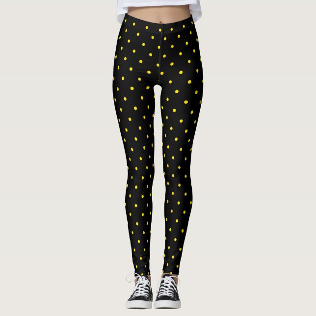 Bolinhas Amarelas em Leggings Pretas (Frente)