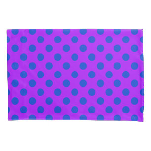 Bolinhas azuis em roxo