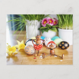 Bolota com cartão postal de Páscoa de ovos de Pásc