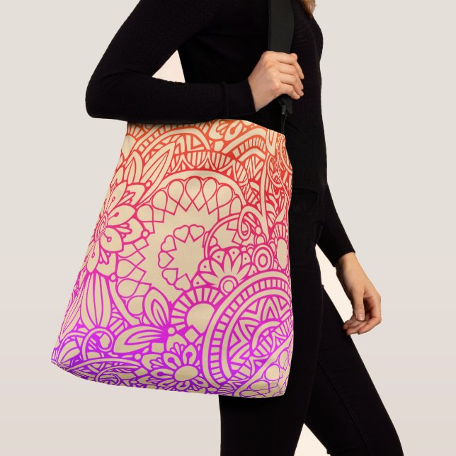 Bolsa Ajustável Flores Roxas Laranja e Fundo de Pêssego Suave    (Close Up)