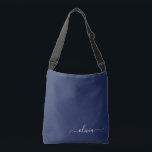 Bolsa Ajustável Monograma marinho Azul e Branco Moderno<br><div class="desc">Apresentando nossa Coleção de Monogramas Modernos Azul e Branco: Eleve sua decoração caseira com nossa sofisticada coleção com um esquema de cores azul e branco do marinho contemporâneo. Cada peça é trabalhada meticulosamente para exudir elegância e estilo, perfeito para adicionar um toque de talento moderno a qualquer sala. Quer você...</div>