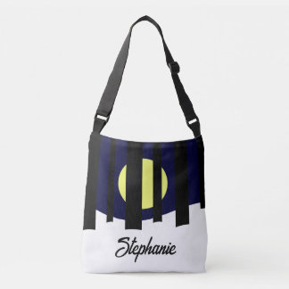 Bolsa Ajustável Moon Rising near Forest in Winter: