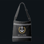Bolsa Ajustável Seu nome de barco Ancora Estilo Dourado Laurel Str<br><div class="desc">Um saco de tote de corpo cruzado com seu nome personalizado, nome do barco ou outro texto desejado. Apresenta uma âncora náutica, folhas de louros e faixas de cordas desenhadas pelo estilo ouro. Personalize facilmente a cor base para corresponder ao seu decoro ou tema atual. Excelente para férias, comprar e...</div>