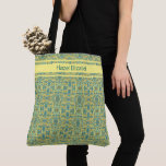Bolsa de mão com padrão azul pavão moderno<br><div class="desc">Bolsa de mão estilosa e moderna azul pavão com cores amarelo mostarda que pode ser personalizada. Impressão única.</div>