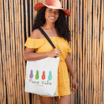 Bolsa de praia Costa Rica Pura Vida Pineanases<br><div class="desc">Abrace a essência do estilo de vida 'Pura Vida' da Costa Rica onde quer que você vá com essa Bolsa de praia vibrante adornada com um belo conjunto de abacaxi em cores deslumbrantes! Feito com amor pelo estilo e funcionalidade, esta bolsa é o seu melhor companheiro para aventuras de praia...</div>